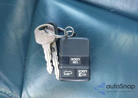 1995 Oldsmobile Aurora из США, поврежденный, VIN 1G3GR62C1S4131478